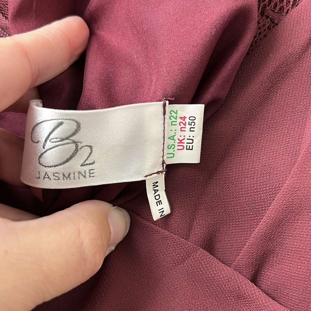 Jasmine Galleria Floor Length Burgundy Formal Dress - Picture 5 of 6